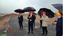 高登榜赴省內沿江企業檢查環保工作